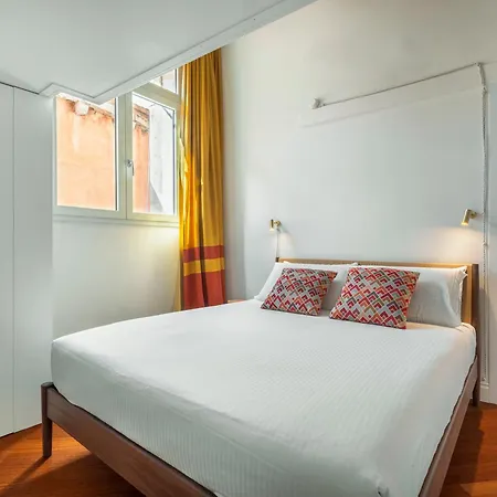 Zattere Lofts R&r *