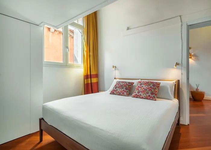 Zattere Lofts R&r *